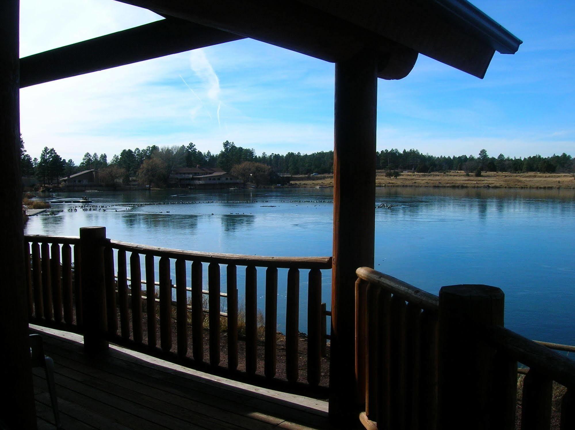 Lake Of The Woods Resort Lakeside Exterior foto